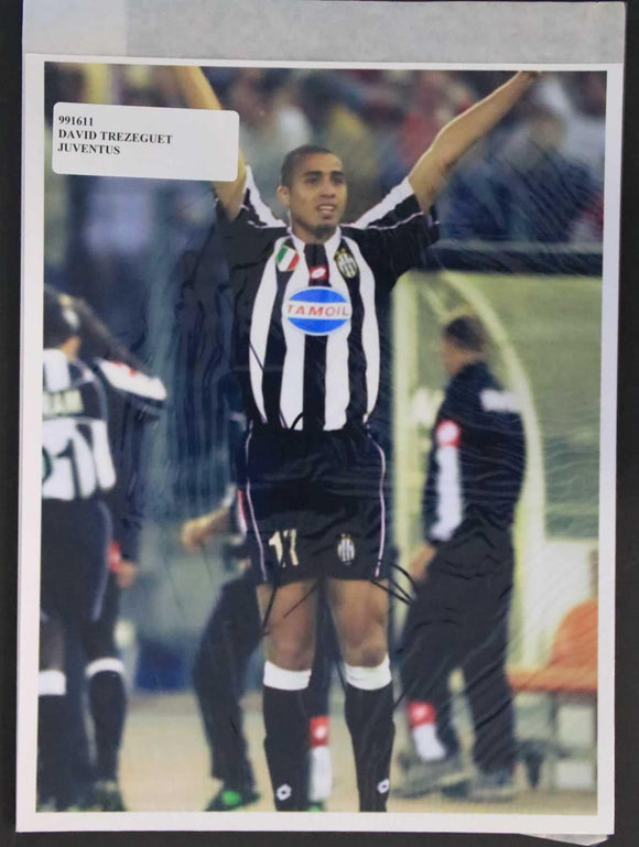 David Trezeguet Signed Autographed Glossy 8x10 Photo Juventus - COA Matching Holograms