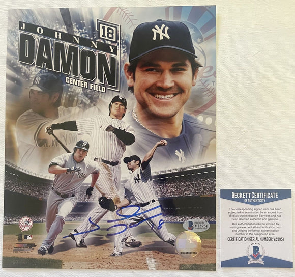 Johnny Damon Signed Autographed Glossy 8x10 Photo New York Yankees - Beckett BAS Authenticated