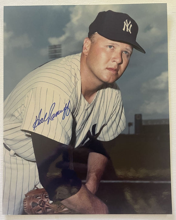 Hal Reniff (d. 2004) Signed Autographed Glossy 8x10 Photo - New York Yankees