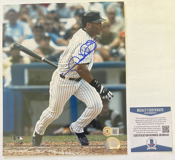 Gary Sheffield Signed Autographed Glossy 8x10 Photo New York Yankees - Beckett BAS Authenticated