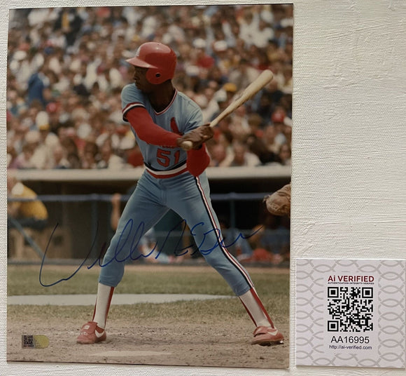Willie McGee Signed Autographed Glossy 8x10 Photo St. Louis Cardinals - AIV Authenticated
