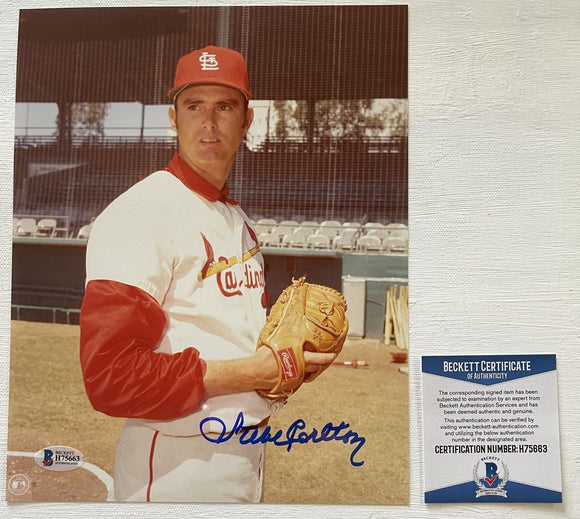 Steve Carlton Signed Autographed Glossy 8x10 Photo St. Louis Cardinals - Beckett BAS Authenticated