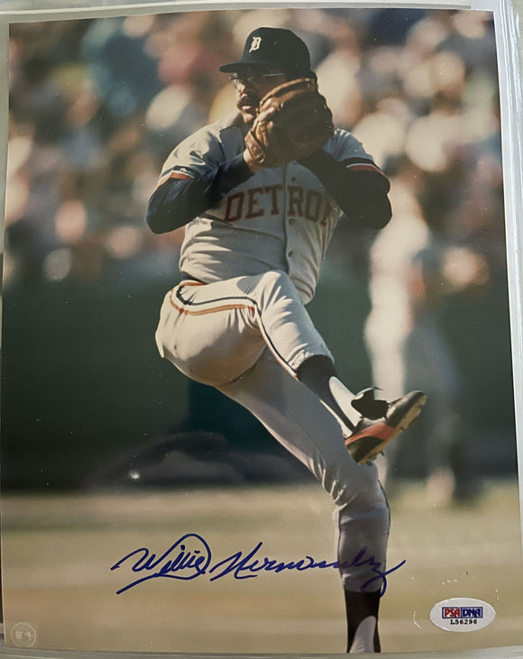 Willie Hernandez Signed Autographed Glossy 8x10 Photo Detroit Tigers - PSA/DNA Authenticated