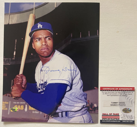 Tommy Davis (d. 2022) Signed Autographed Glossy 8x10 Photo - Los Angeles Dodgers