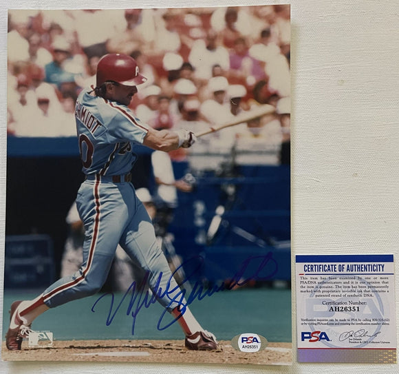 Mike Schmidt Signed Autographed Glossy 8x10 Photo Philadelphia Phillies - PSA/DNA Authenticated