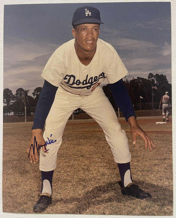 Maury Wills (d. 2022) Signed Autographed Glossy 8x10 Photo - Los Angeles Dodgers