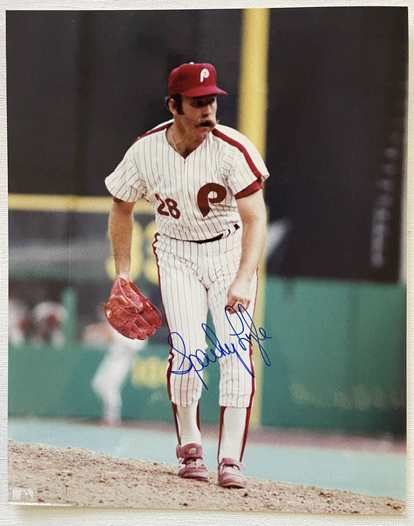 Sparky Lyle Signed Autographed Glossy 8x10 Photo - Philadelphia Phillies