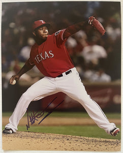 Neftali Feliz Signed Autographed Glossy 8x10 Photo - Texas Rangers