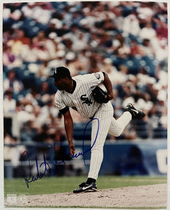 Roberto Hernandez Signed Autographed Glossy 8x10 Photo - Chicago White Sox