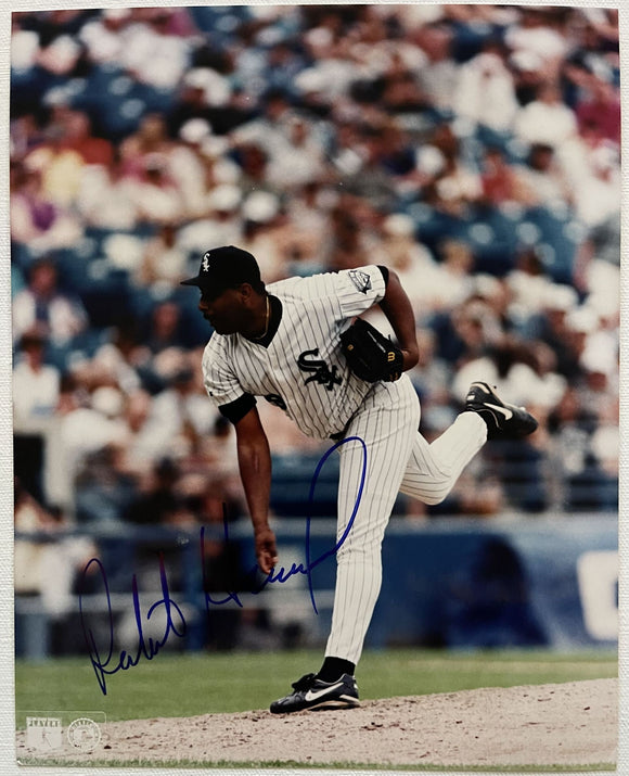 Roberto Hernandez Signed Autographed Glossy 8x10 Photo - Chicago White Sox
