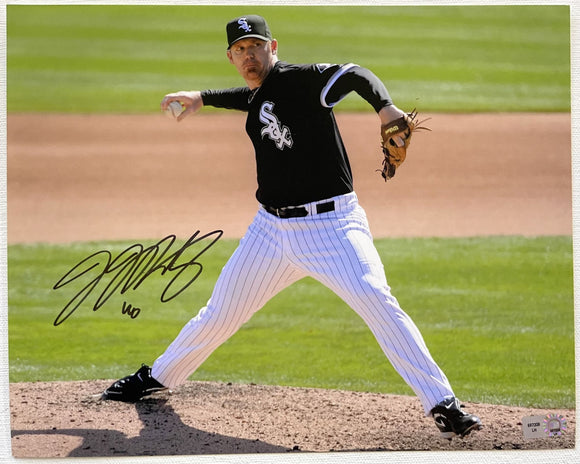 J.J. Putz Signed Autographed Glossy 8x10 Photo Chicago White Sox - MLB Authenticated