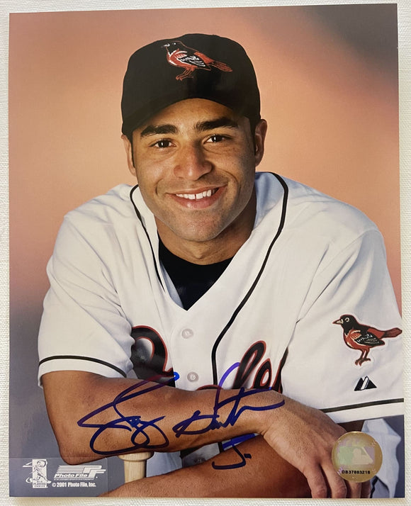 Jerry Hairston Jr. Signed Autographed Glossy 8x10 Photo - Baltimore Orioles