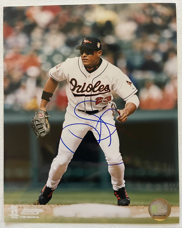 David Segui Signed Autographed Glossy 8x10 Photo - Baltimore Orioles