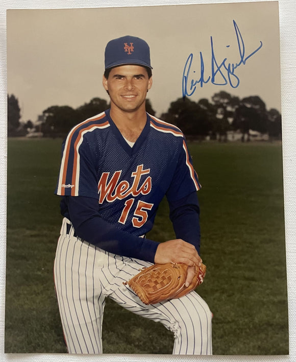 Rick Aguilera Signed Autographed Glossy 8x10 Photo - New York Mets