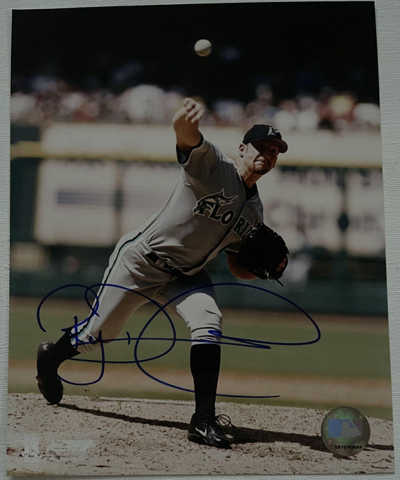 Ryan Dempster Signed Autographed Glossy 8x10 Photo - Miami Marlins