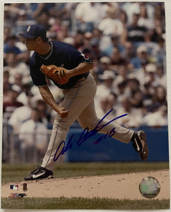 Akinori Otsuka Signed Autographed Glossy 8x10 Photo - San Diego Padres