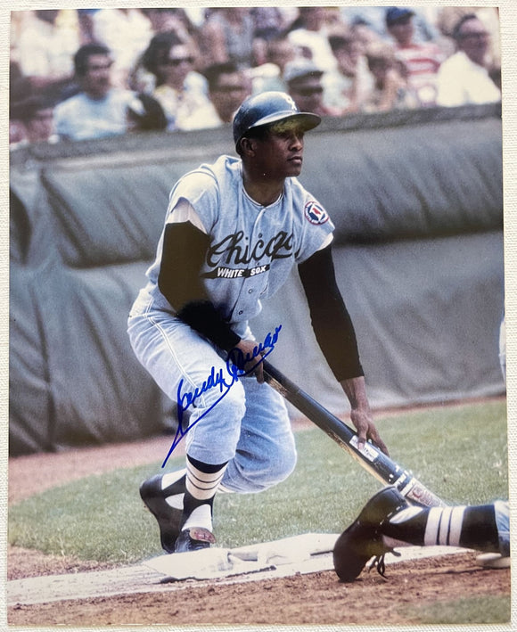 Sandy Alomar Sr. Signed Autographed Glossy 8x10 Photo - Chicago White Sox