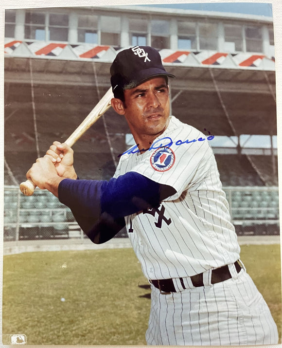 Luis Aparicio Signed Autographed Glossy 8x10 Photo - Chicago White Sox