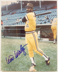 Willie Montanez Signed Autographed Glossy 8x10 Photo - Pittsburgh Pirates