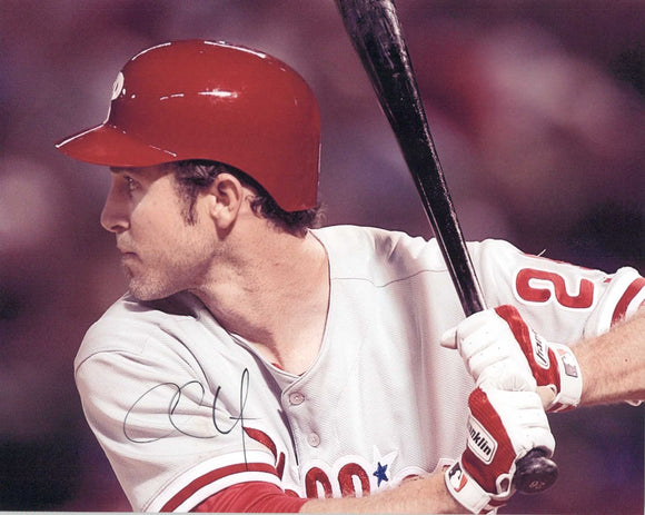 Chase Utley Signed Autographed Glossy 8x10 Photo - Philadelphia Phillies