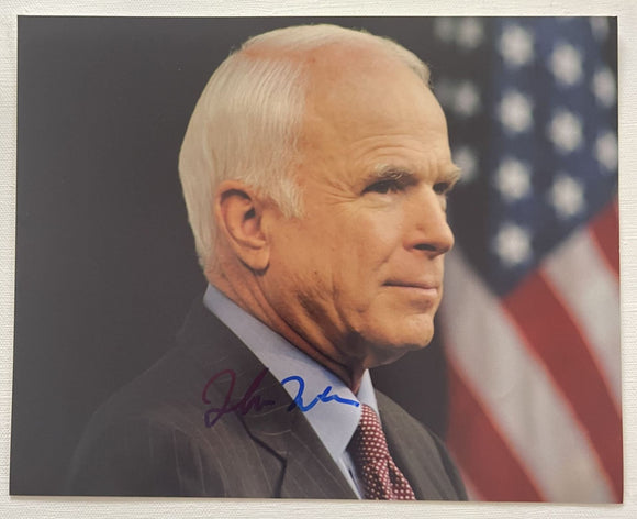John McCain (d. 2018) Signed Autographed Glossy 8x10 Photo - Lifetime COA