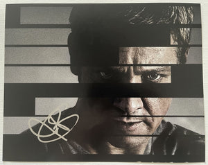 Jeremy Renner Signed Autographed "Bourne Ultimatum" Glossy 8x10 Photo - Lifetime COA