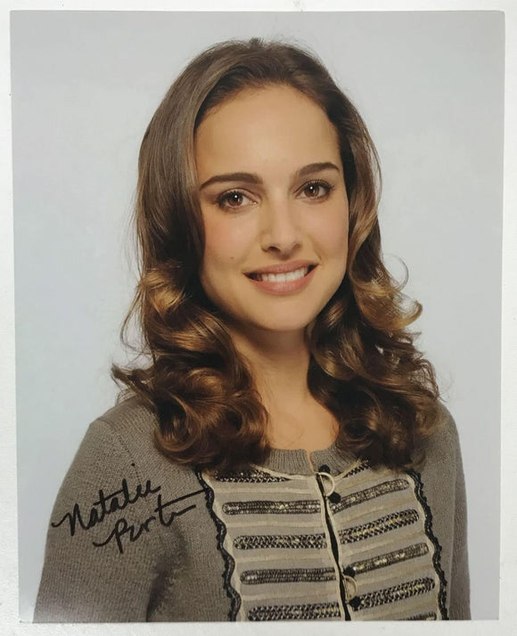 Natalie Portman Signed Autographed Glossy 8x10 Photo - Lifetime COA