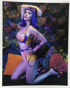 Katy Perry Signed Autographed Glossy 8x10 Photo - Lifetime COA