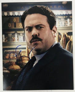 Dan Fogler Signed Autographed "Fantastic Beasts" Glossy 8x10 Photo - Lifetime COA